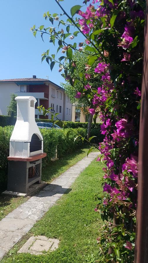 Villetta Cinquale Versilia Eksteriør bilde